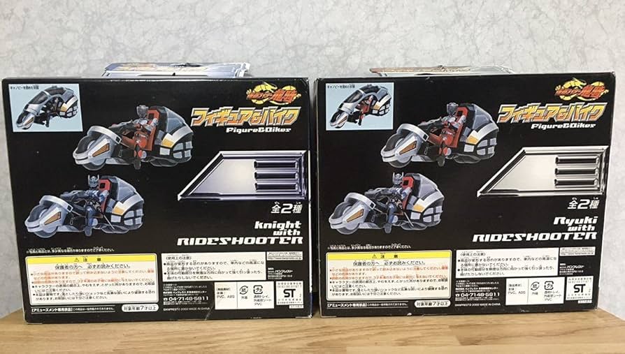 仮面ライダー龍騎セット【フィギュア14体バイク1台】 ケース付き 仮面ライダー龍騎 バイク付 フィギュア - メルカリ